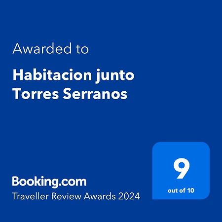 ולנסיה Habitacion Junto Torres Serranos מראה חיצוני תמונה